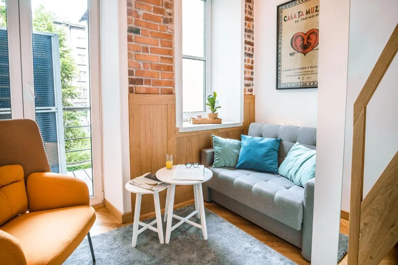 Tower Street Apartments クラクフ ポーランド